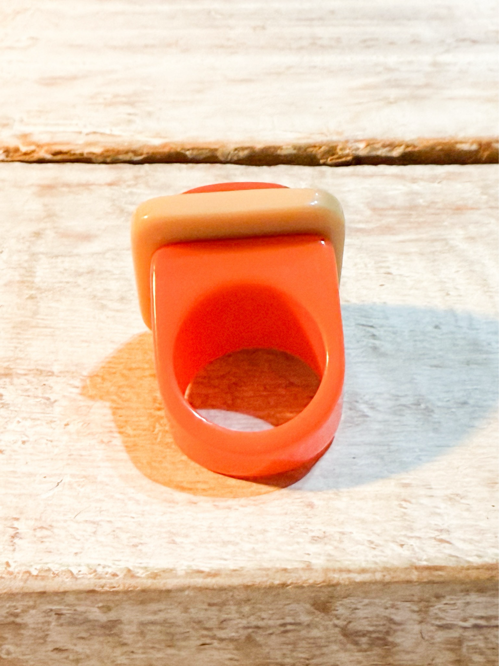 Anillo resina naranja