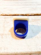 Anillo resina azul