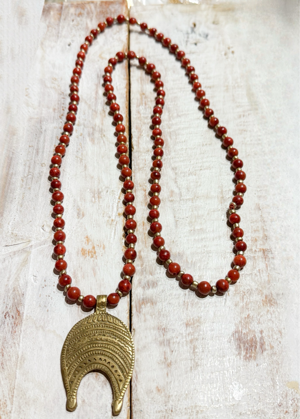 Collar tribal piedra teja