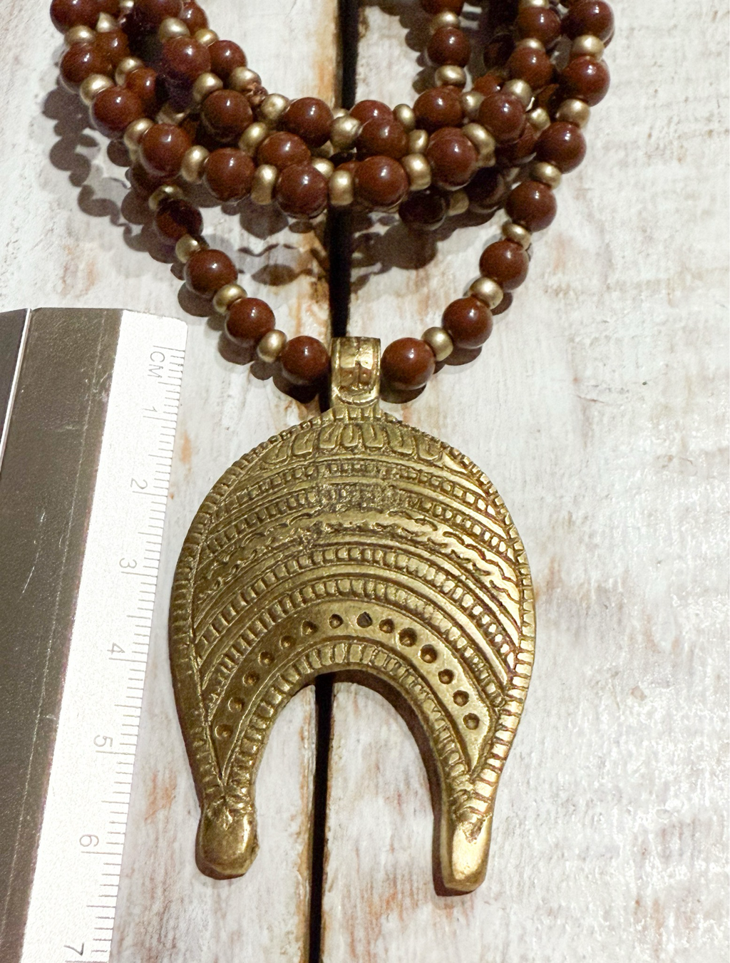 Collar tribal piedra marrón