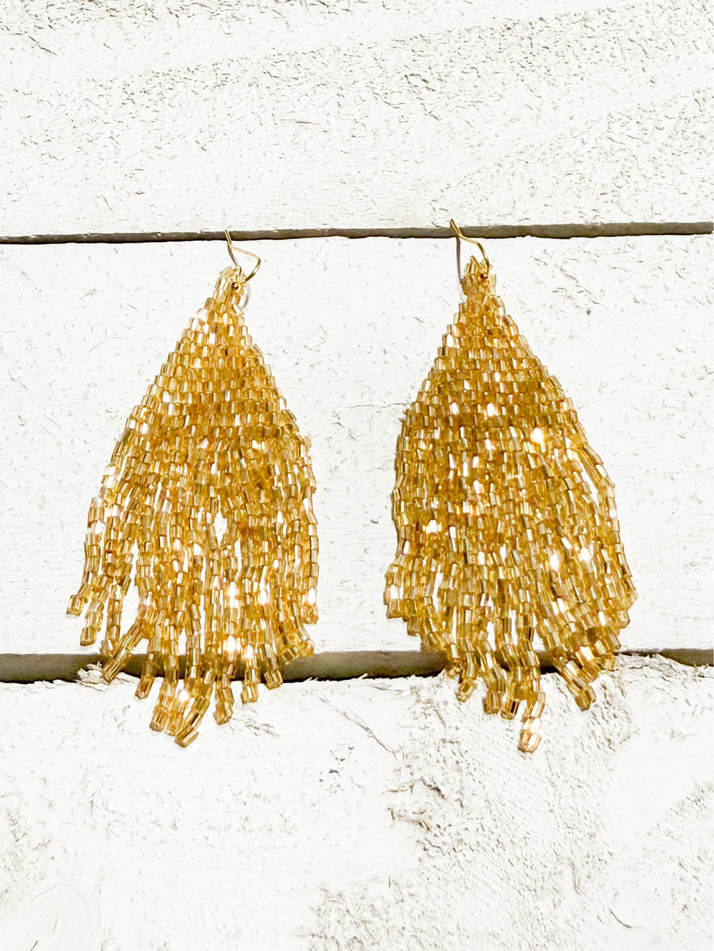 Pendientes miyuki dorado