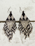 Pendientes miyuki triángulos plata y negro