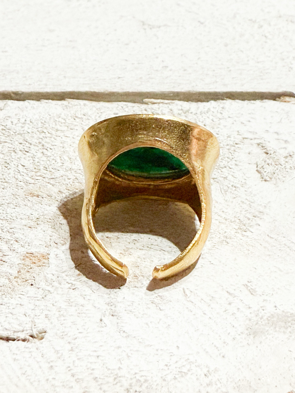 Anillo oval verde
