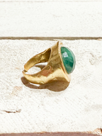 Anillo oval verde