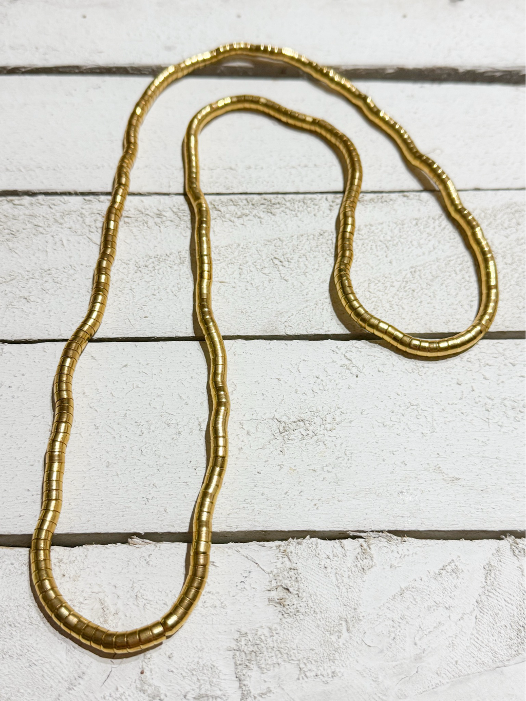 Collar moldeable dorado
