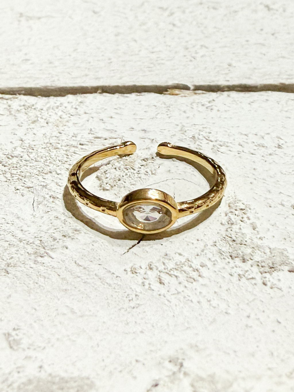 Anillo circonita fino