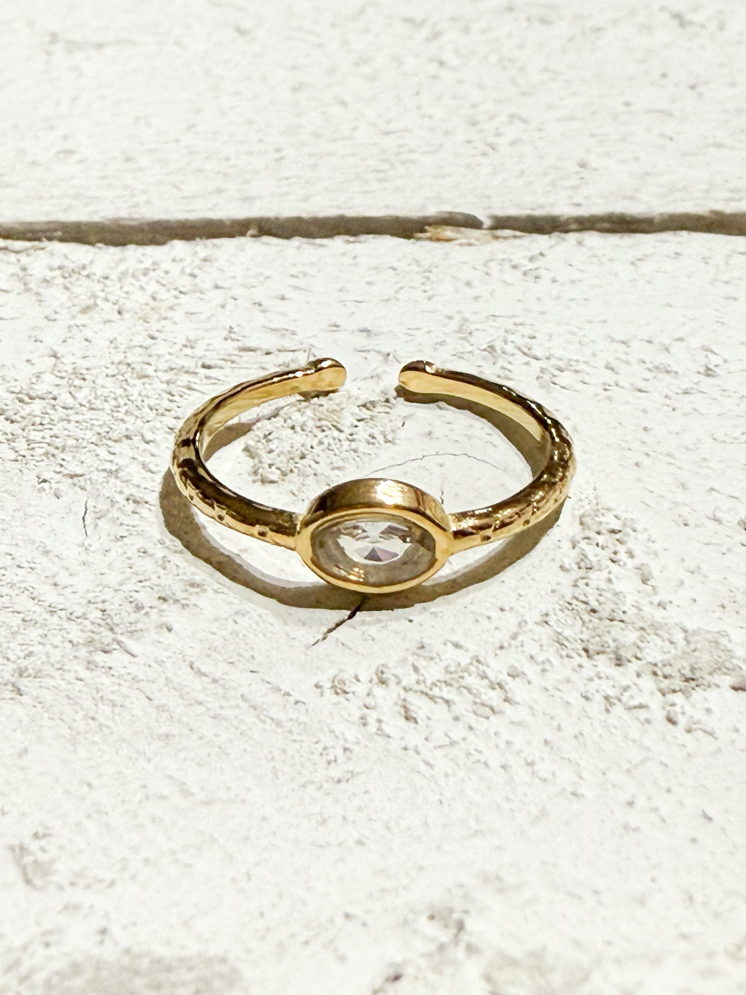 Anillo circonita fino