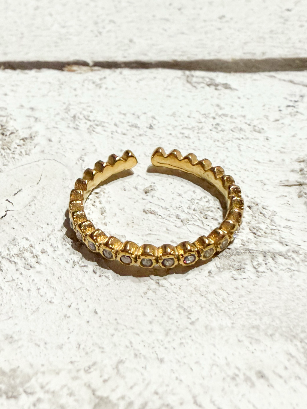 Anillo circonitas fino