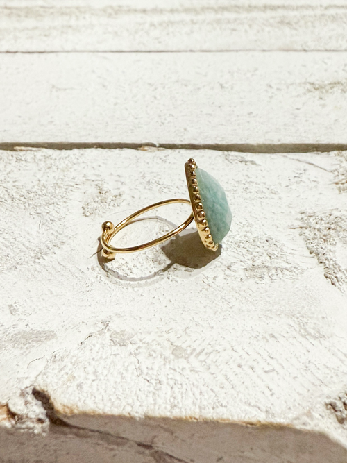 Anillo gota piedra amazonita facetada