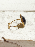 Anillo gota piedra labradorita facetada