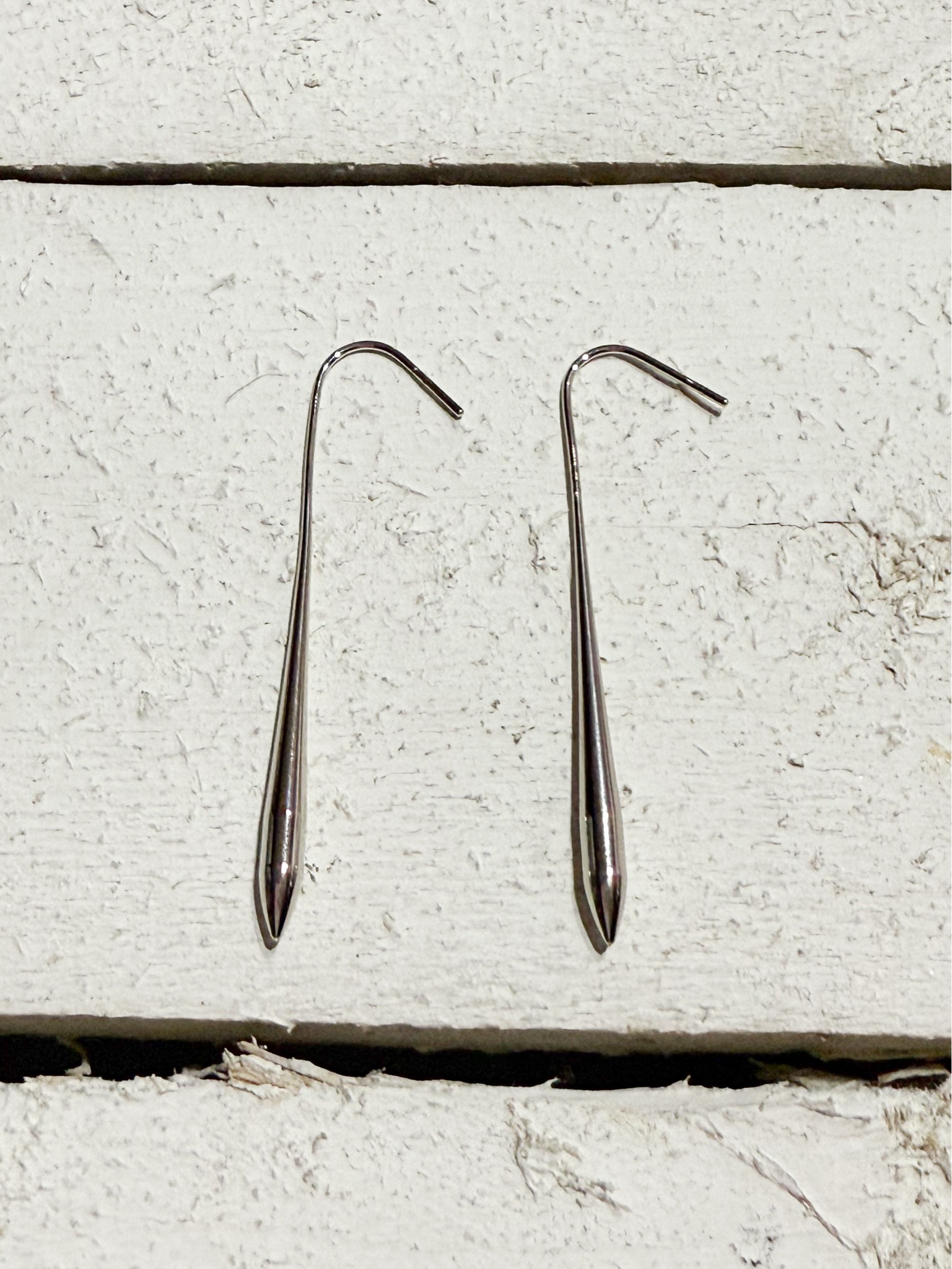 Pendientes gota acero plateada
