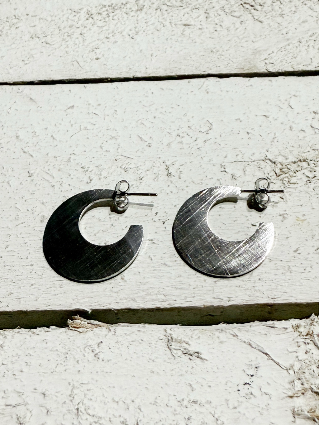 Pendientes aro luna plateado