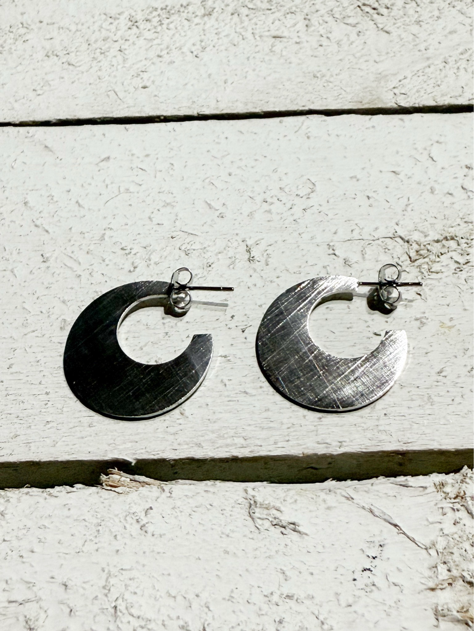 Pendientes aro luna plateado