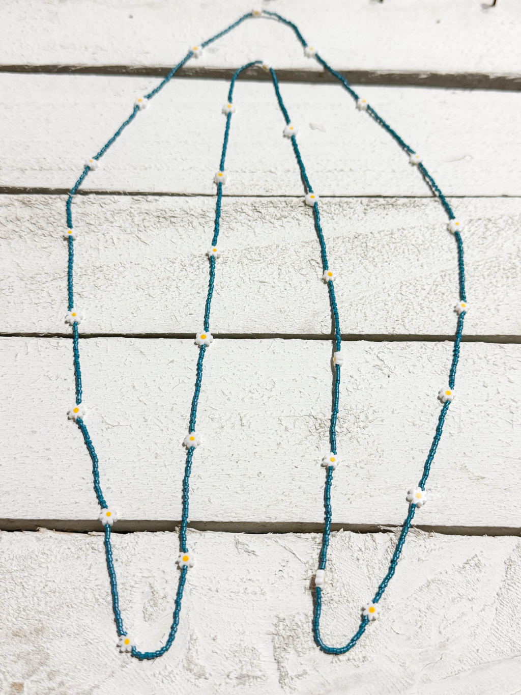 Collar Margarita azul plomo