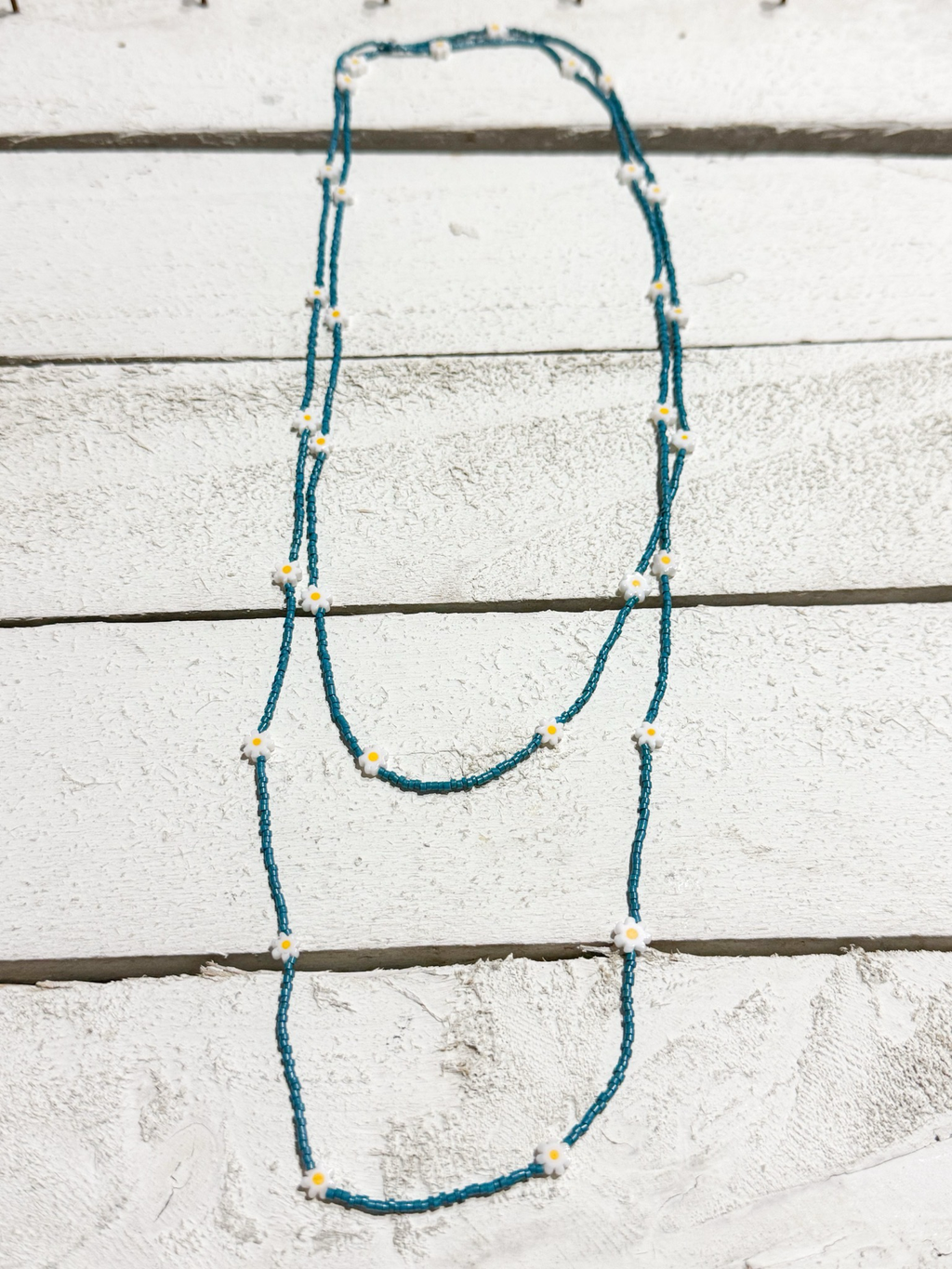 Collar Margarita azul plomo