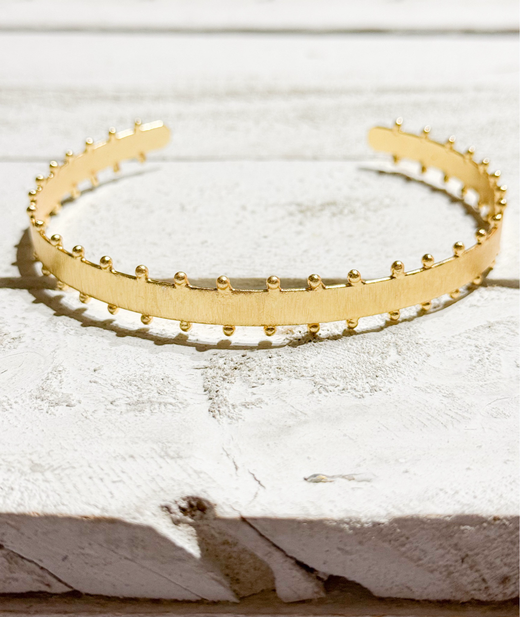 Gargantilla Choker rígido hippie chic dorado