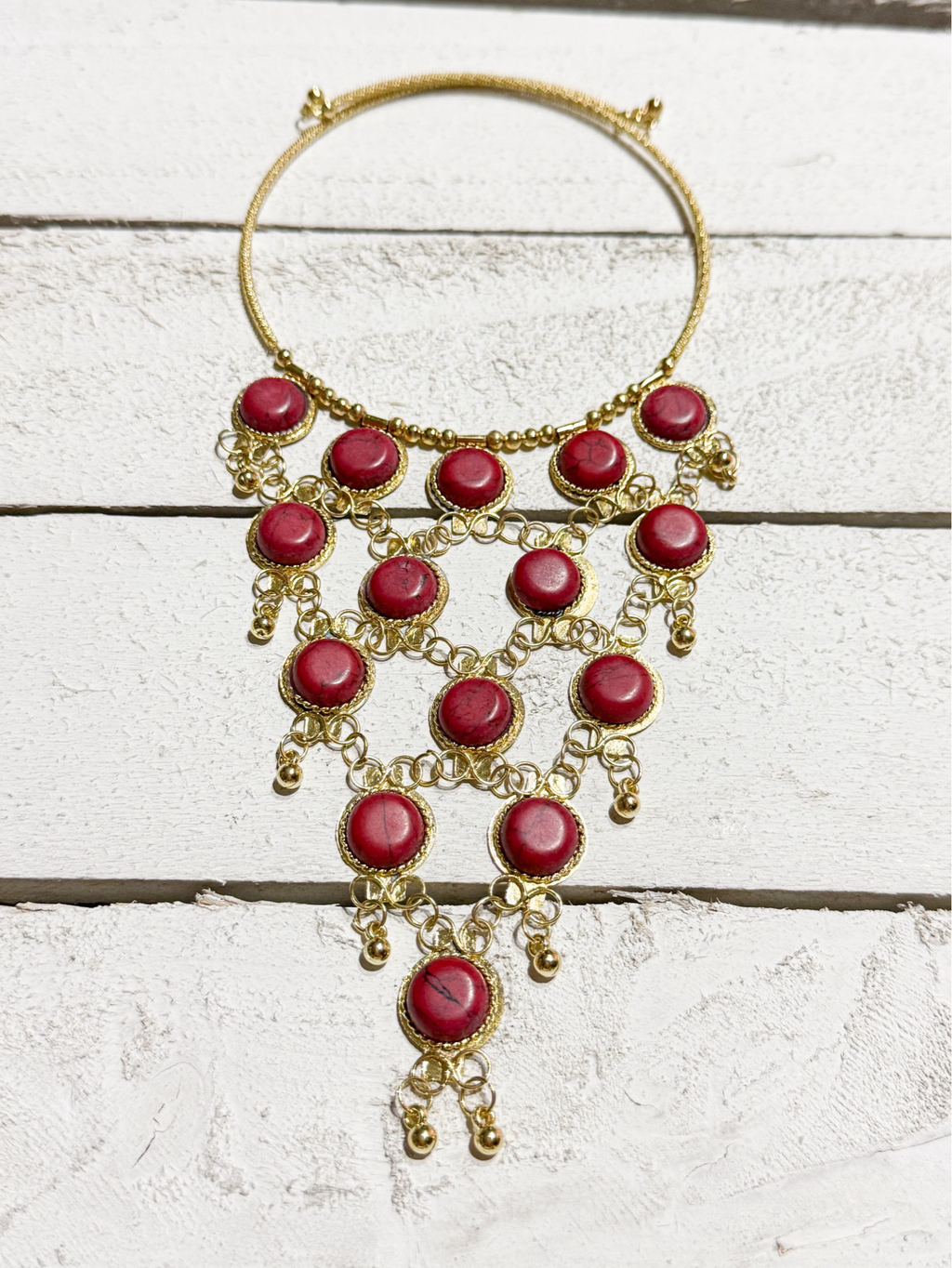 Gargantilla malla roja