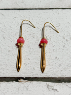 Pendientes bastón piedra rosa
