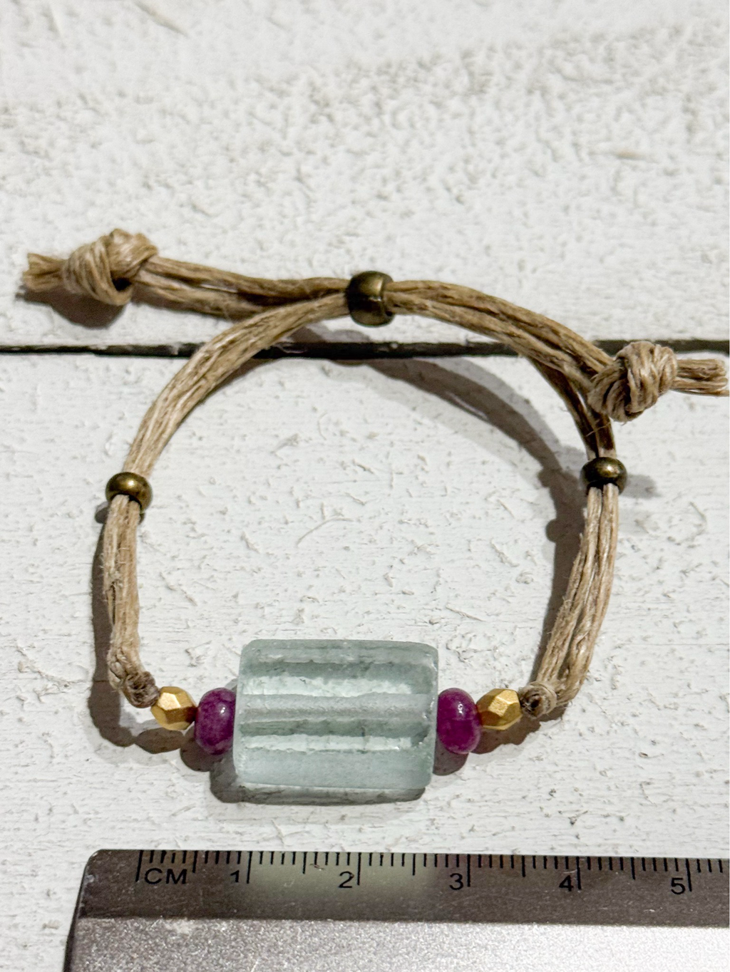 Pulsera cáñamo, piedra agua montada
