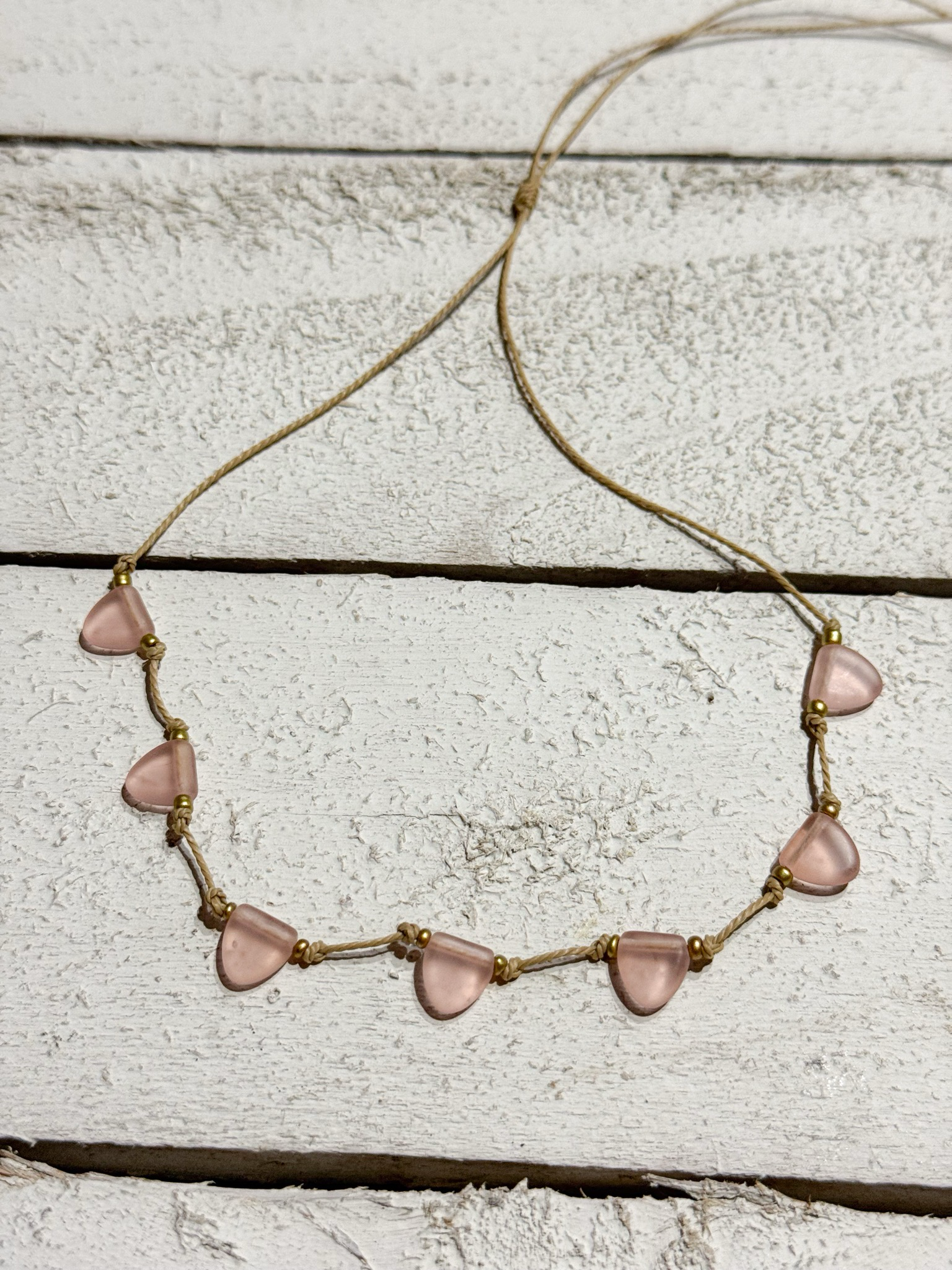 Gargantilla pieza vidrio rosa