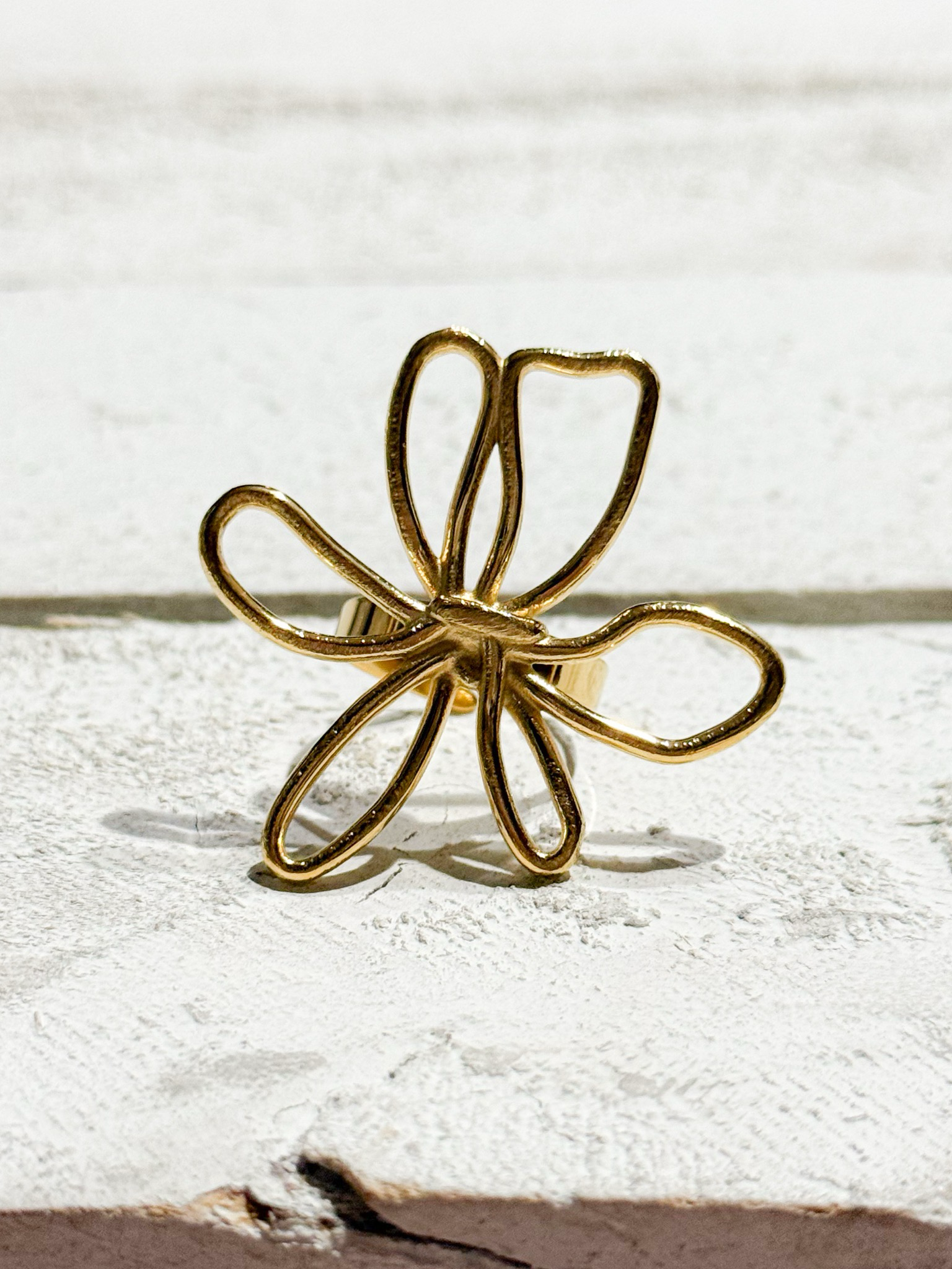 Anillo flor garabato