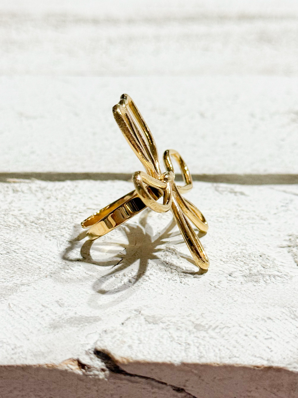 Anillo flor garabato