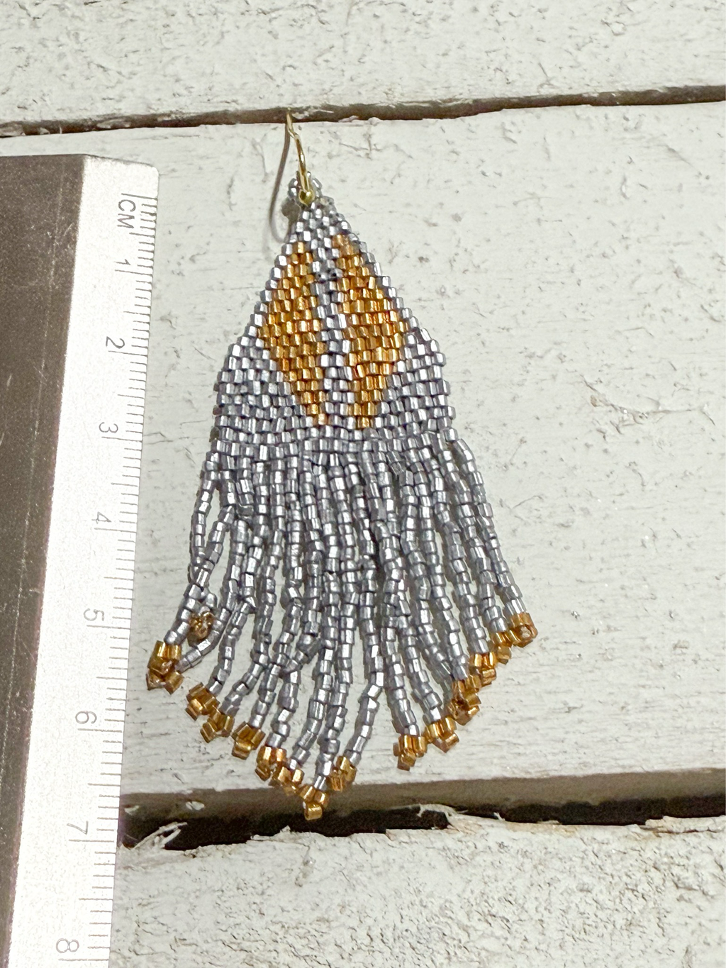 Pendientes miyuki alas gris