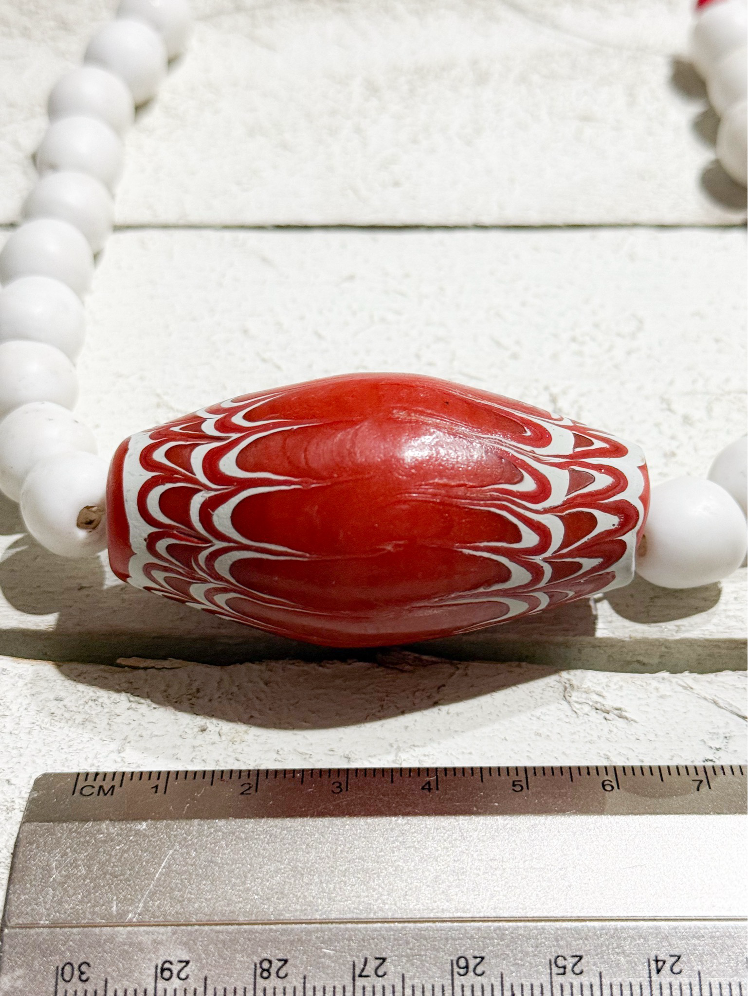 Gargantilla tribal rojo pieza XL