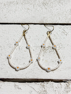 Pendientes gota margaritas natural