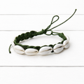 Pulsera conchas cuerda verde