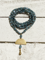 Collar verde piedra ovalada