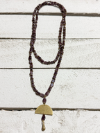 Collar marrón piedra ovalada