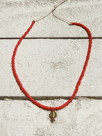 Gargantilla rojo coral colgante