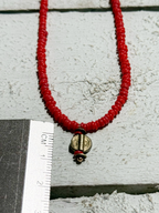 Gargantilla rojo coral colgante