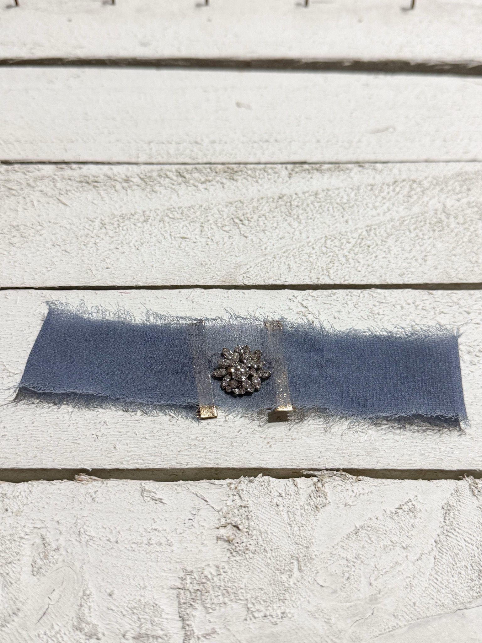 Gargantilla Choker gasa vintage gris
