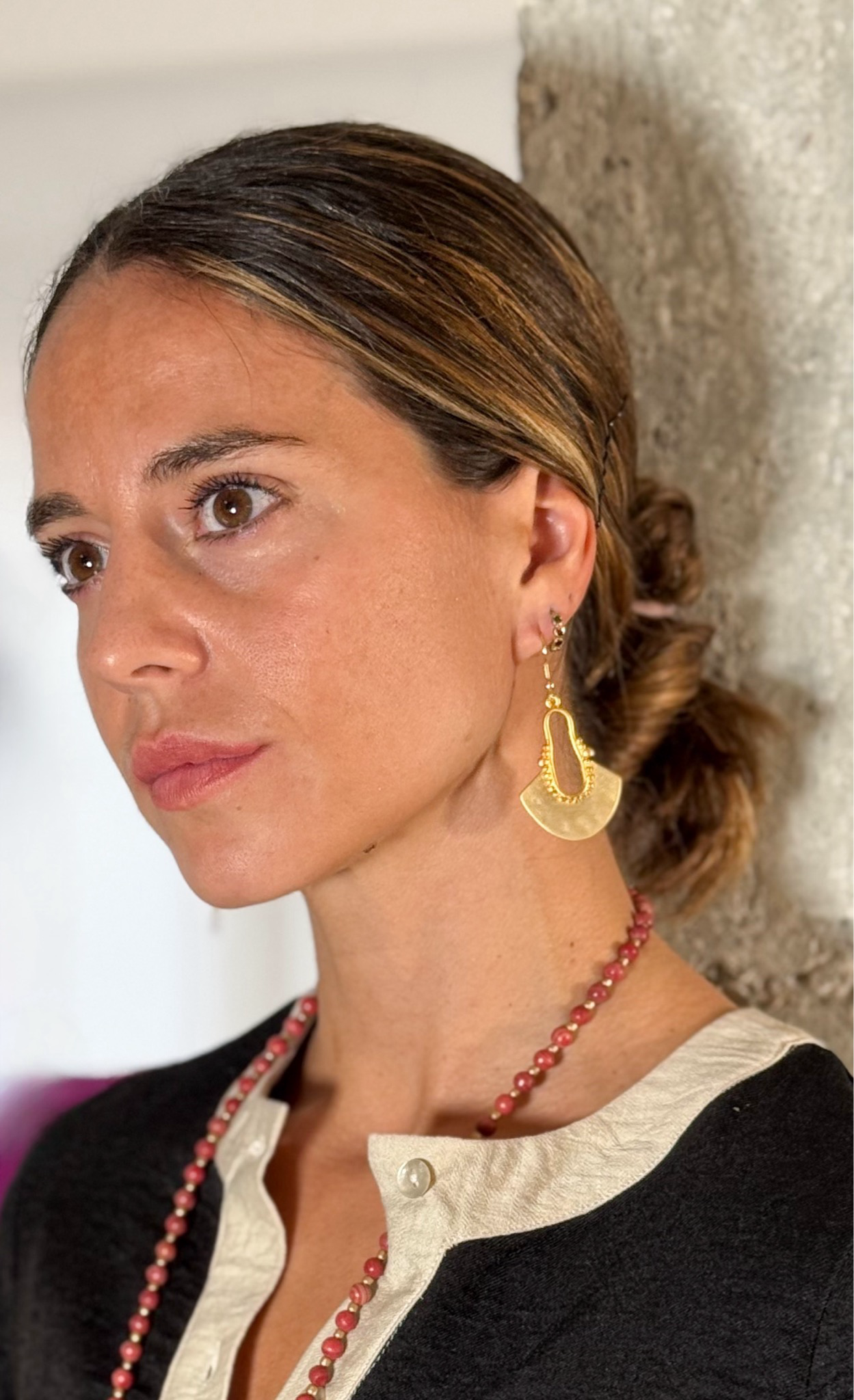 Pendientes hippies dorados zamak hipoalergénico