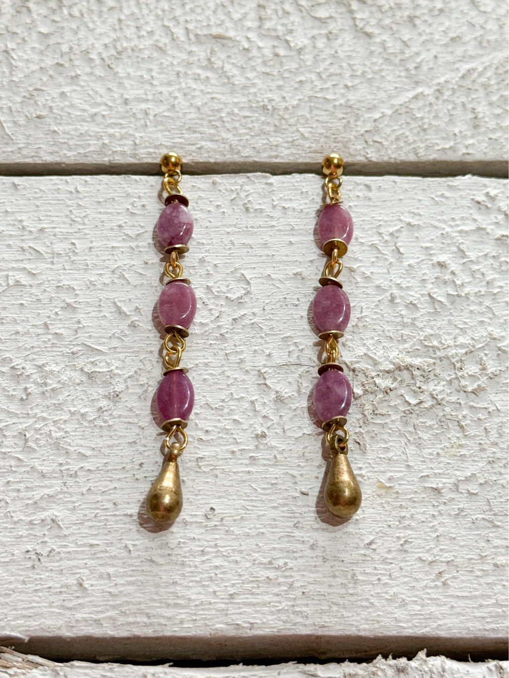 Pendientes gota berenjena