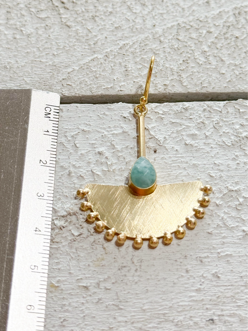 Pendientes abanico amazonita dorado mate