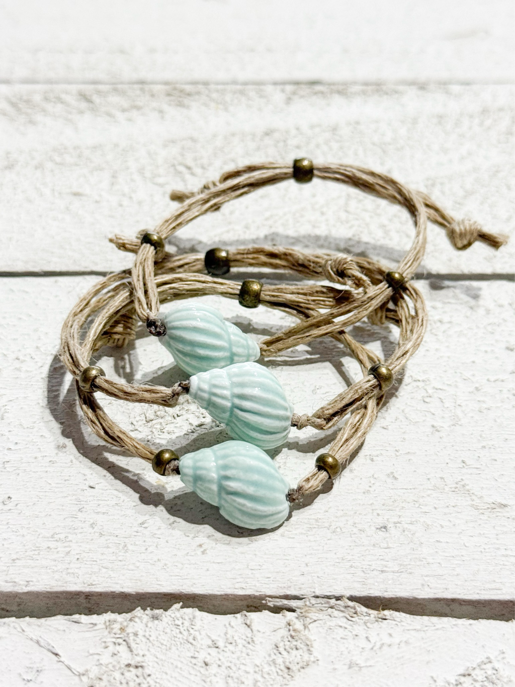 Pulsera cáñamo caracola agua