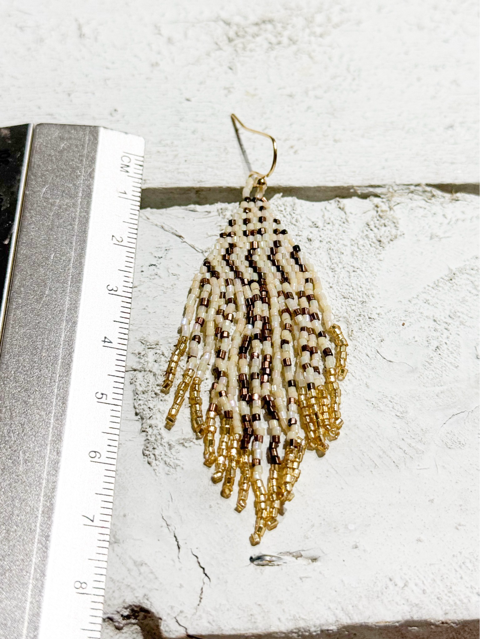 Pendientes miyuki zigzag natural
