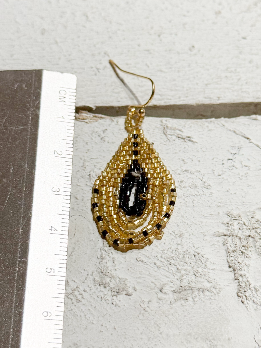 Pendientes miyuki gota dorados