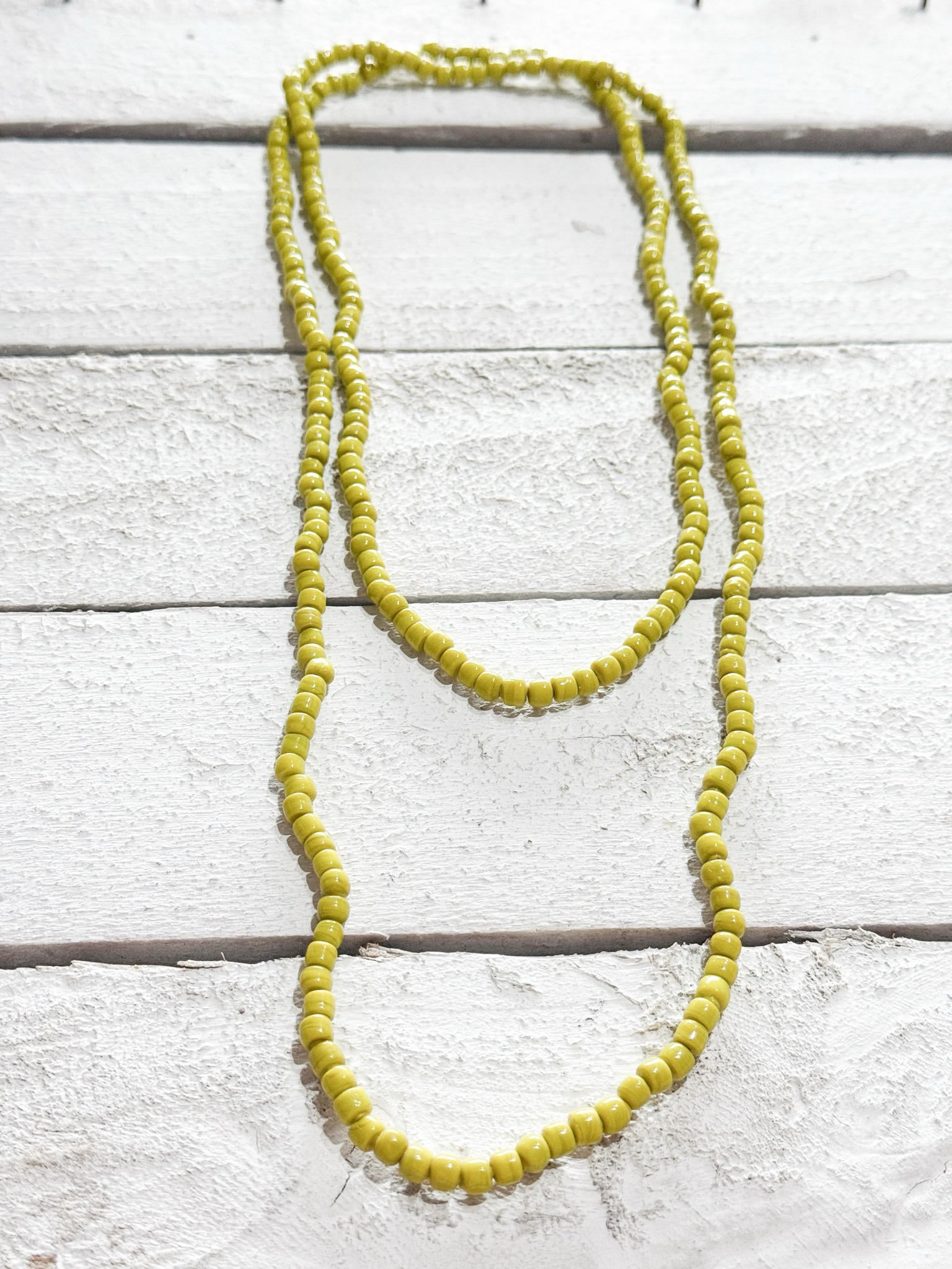 Collar largo amarillo