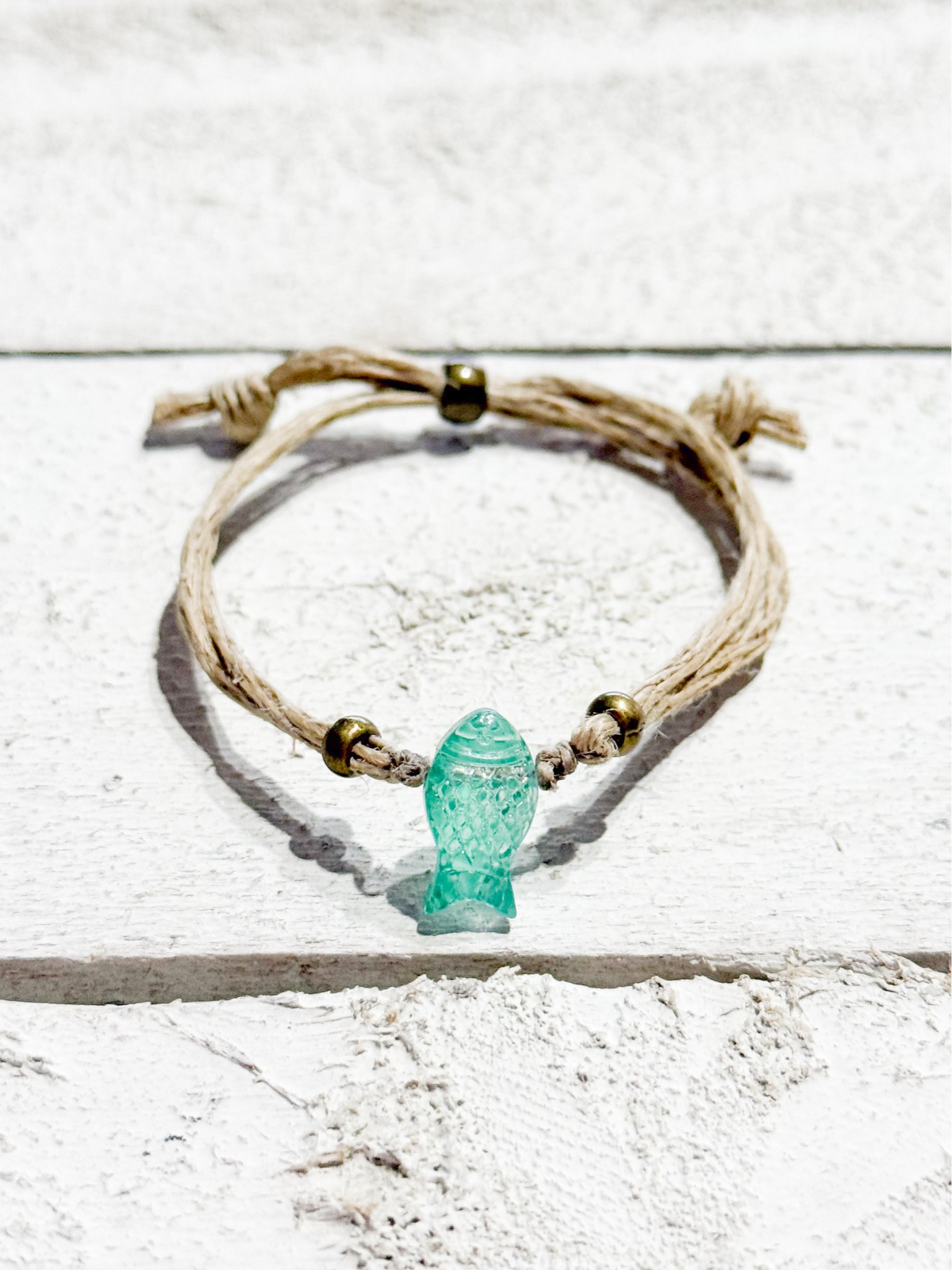 Pulsera cáñamo pez vidrio