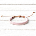Pulsera cuero plano rosa