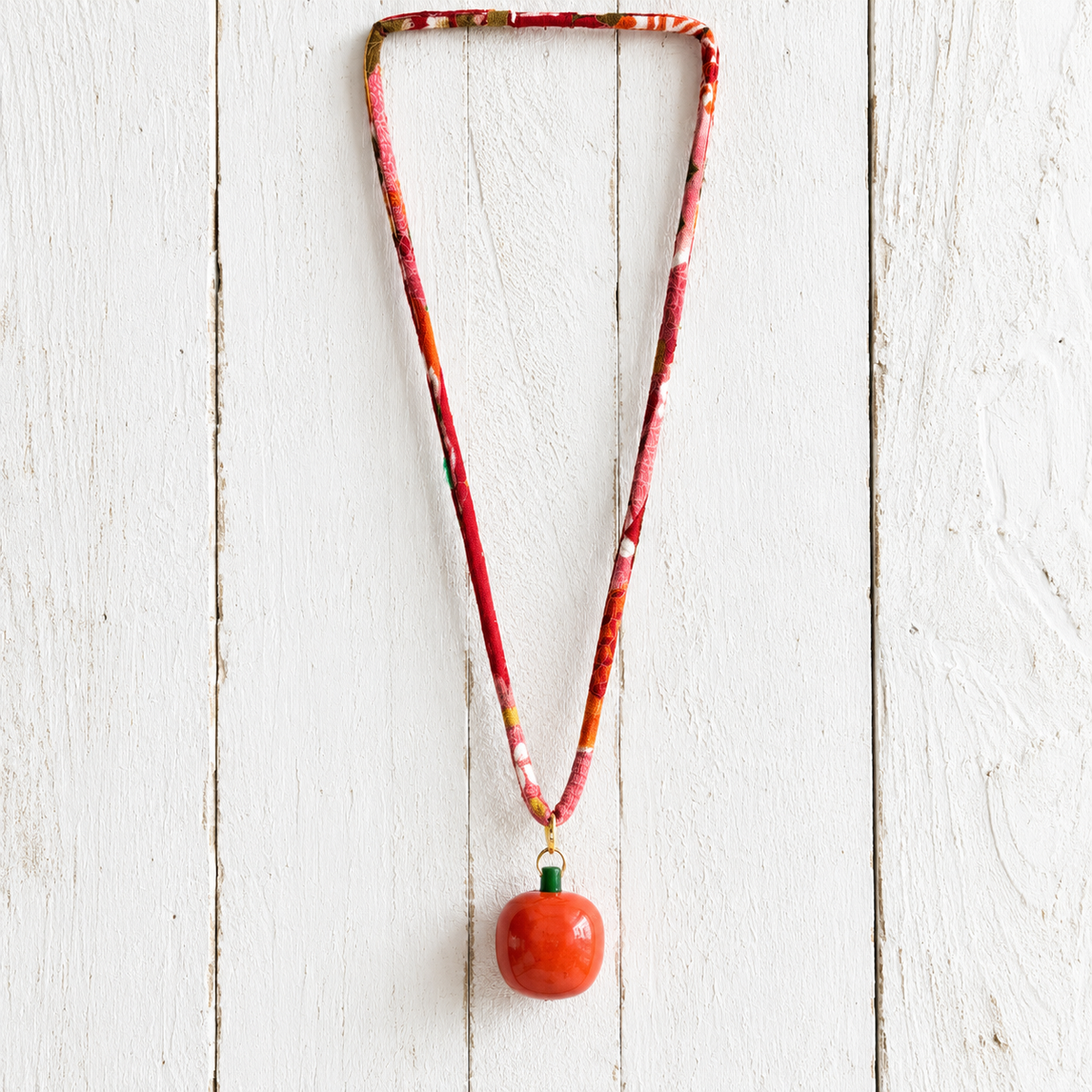 Collar cinta naranja