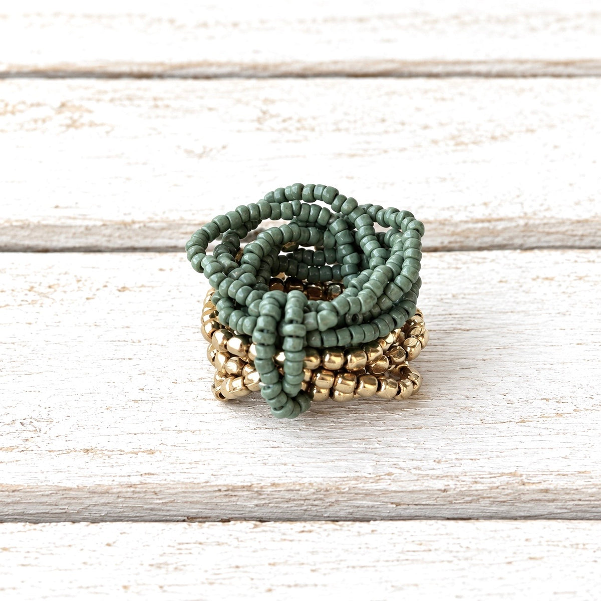 Anillo abalorios elástico verde