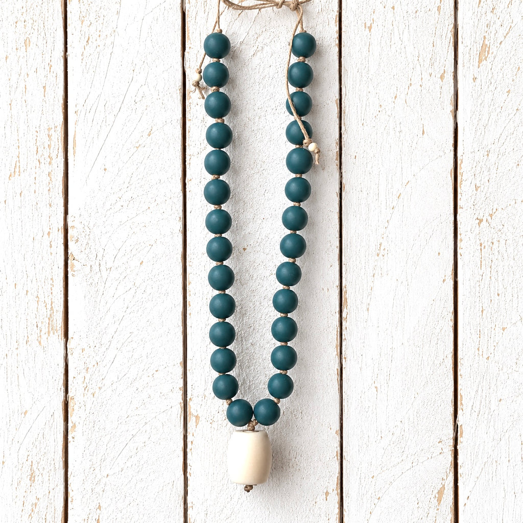 Collar resina y hueso