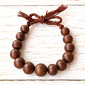 Collar bolas marrón
