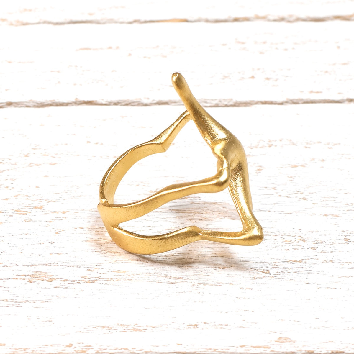 Anillo dorado mate zamak estrella