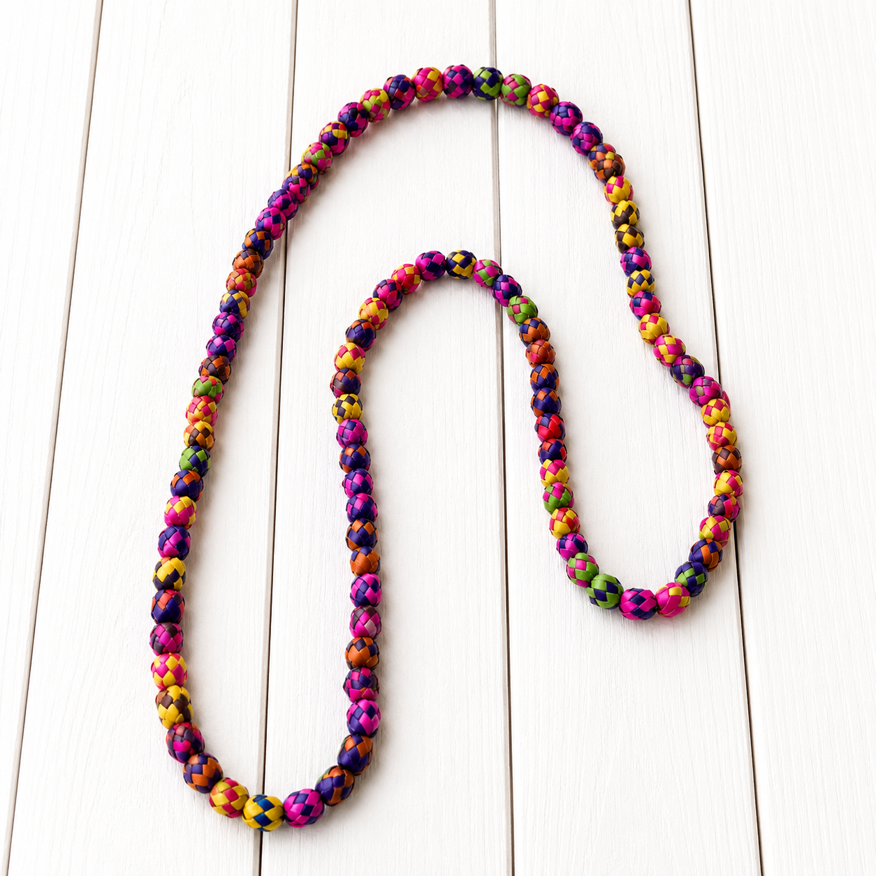 Collar paja colorines